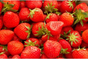Strawberries Reach Record Wholesale Prices