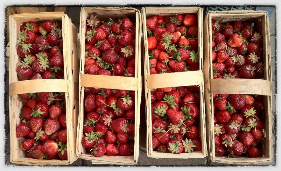 What Is Happening with Industrial Strawberry Purchase Prices?